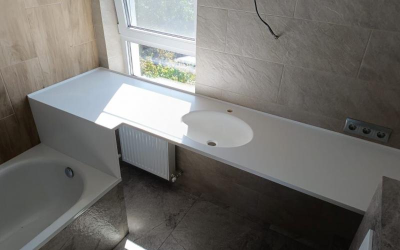 Столешница в ванную из искусственного камня Столешница в ванную из искусственного камня