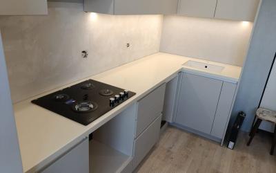 Столешница с раковиной из искусственного камня